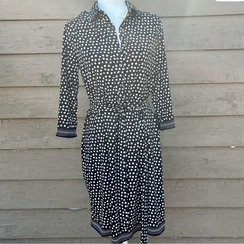 Max Studio NWT Black and White Dress with Notched Collar